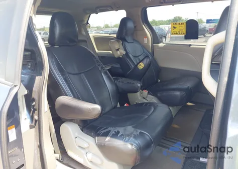 2015 Toyota Sienna Le 8 Passenger из США, поврежденный, VIN 5TDKK3DC1FS642029